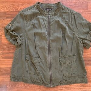 Torrid Tencel Dark Gray Size 2 Full Zip Up Short Sleeve Utility Shirt Jacket